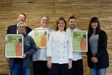 4 x 4 Sterne von PETA